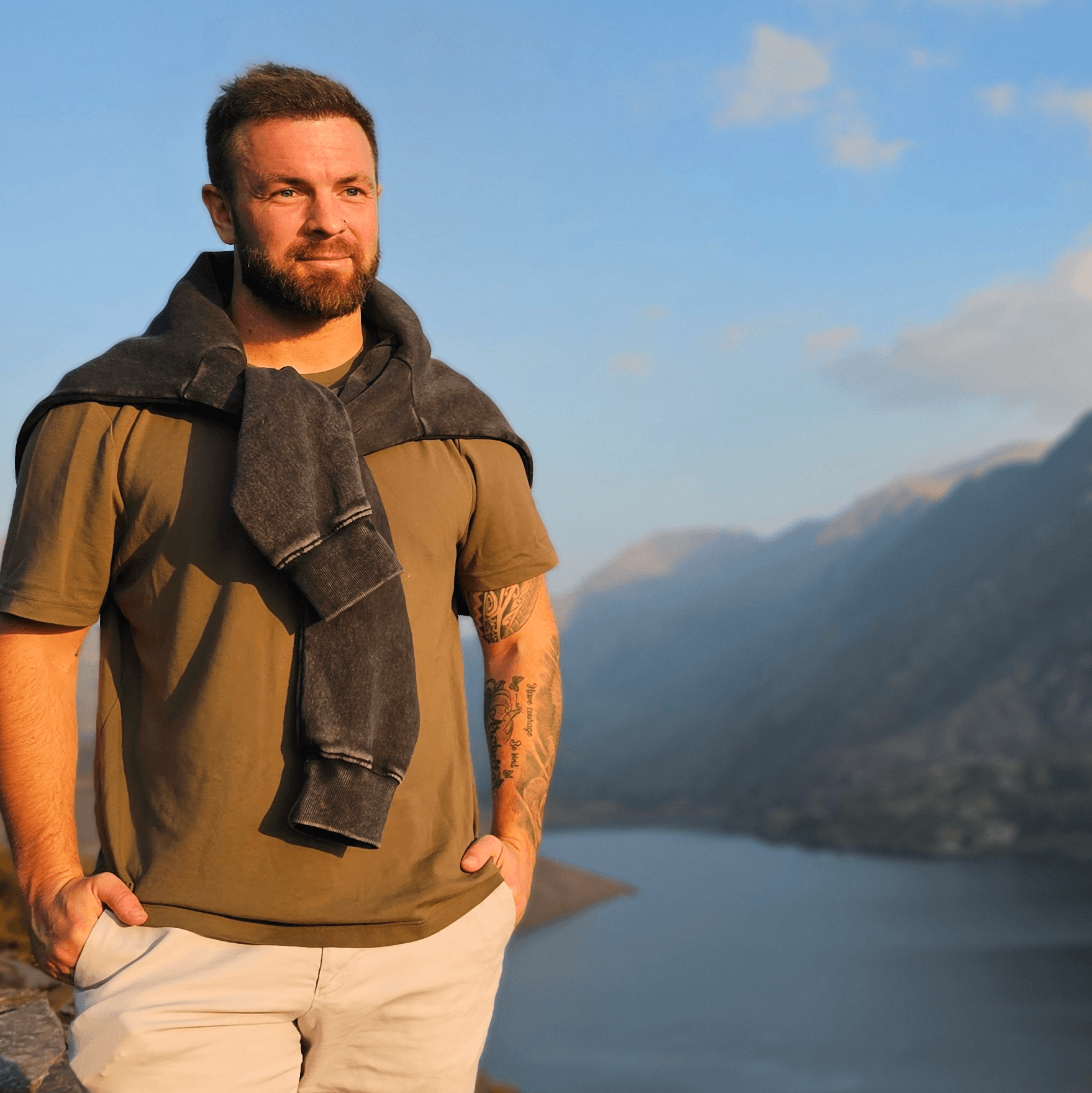 Thomas — massage therapist (2 of 4)